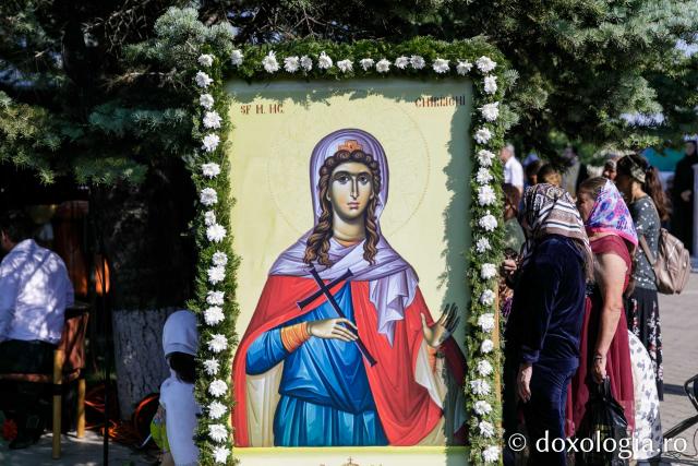 Sărbătoarea Sfintei Mari Mucenițe Chiriachi la Catedrala Episcopală din Huși / Foto: pr. Silviu Cluci Sărbătoarea Sfintei Mari Mucenițe Chiriachi la Catedrala Episcopală din Huși