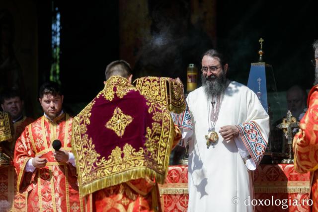 Sărbătoarea Sfintei Mari Mucenițe Chiriachi la Catedrala Episcopală din Huși / Foto: pr. Silviu Cluci Sărbătoarea Sfintei Mari Mucenițe Chiriachi la Catedrala Episcopală din Huși