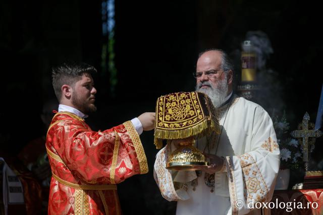 Sărbătoarea Sfintei Mari Mucenițe Chiriachi la Catedrala Episcopală din Huși / Foto: pr. Silviu Cluci Sărbătoarea Sfintei Mari Mucenițe Chiriachi la Catedrala Episcopală din Huși