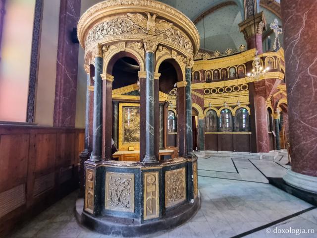 Icoana făcătoare de minuni a Sfântului Mare Mucenic Gheorghe din biserica ortodoxă greacă din Cairo