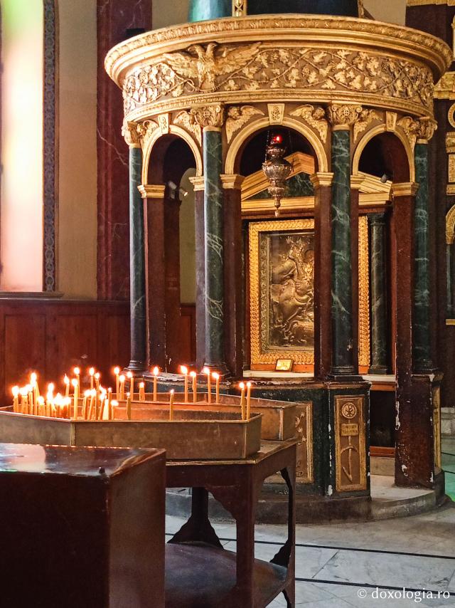 Icoana făcătoare de minuni a Sfântului Mare Mucenic Gheorghe din biserica ortodoxă greacă din Cairo