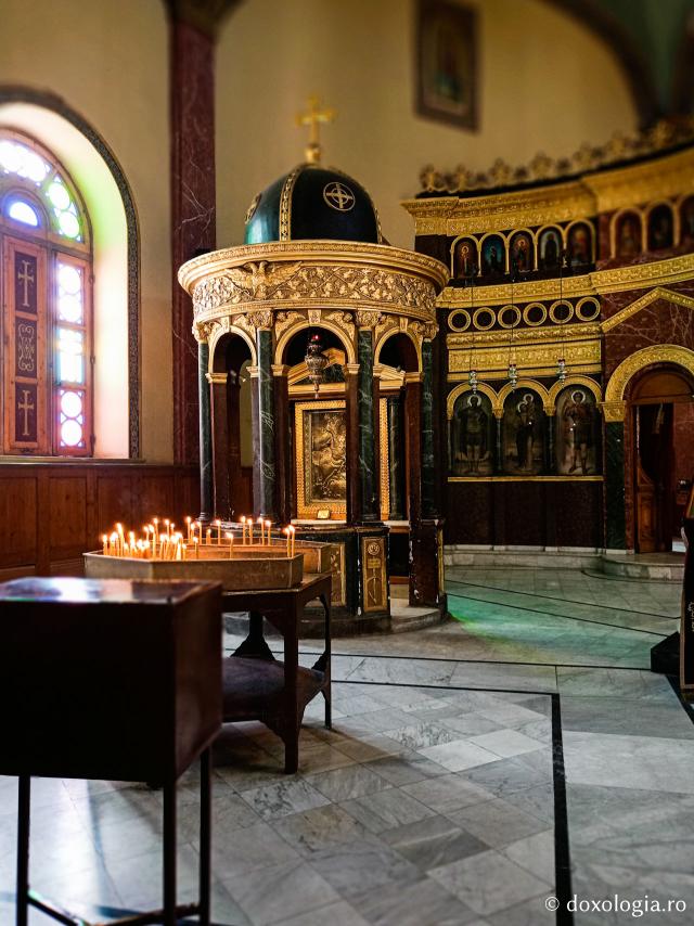 Icoana făcătoare de minuni a Sfântului Mare Mucenic Gheorghe din biserica ortodoxă greacă din Cairo
