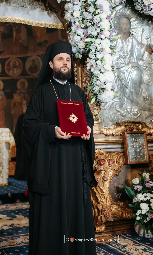 Slujba de ipopsifiere a Părintelui Arhimandrit Teofil Anăstăsoaie, Episcop-vicar ales al Arhiepiscopiei Romanului și Bacăului/ sursa foto: eprb.ro Slujba de ipopsifiere a Părintelui Arhimandrit Teofil Anăstăsoaie, Episcop-vicar ales al Arhiepiscopiei Romanului și Bacăului