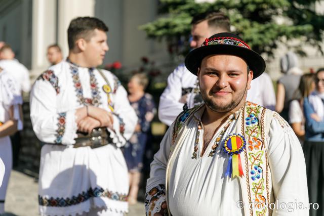 Sfânta Liturghie de la Proclamarea Canonizării Sfântului Cuvios Dometie cel Milostiv de la Râmeț / Foto: pr. Silviu Cluci Sfânta Liturghie de la Proclamarea Canonizării Sfântului Cuvios Dometie cel Milostiv de la Râmeț