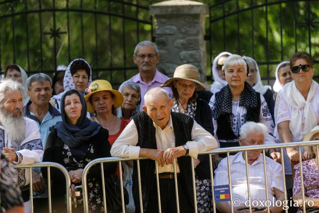 Sfânta Liturghie de la Proclamarea Canonizării Sfântului Cuvios Dometie cel Milostiv de la Râmeț / Foto: pr. Silviu Cluci Sfânta Liturghie de la Proclamarea Canonizării Sfântului Cuvios Dometie cel Milostiv de la Râmeț