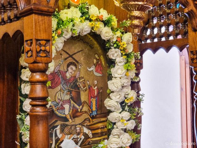 Închinare la moaștele Sfântului Mare Mucenic Mercurie