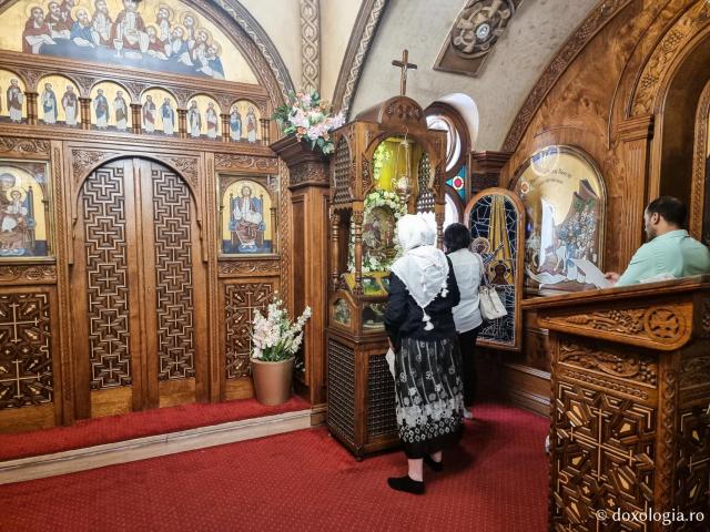 Moaștele Sfântului Mare Mucenic Mercurie - Mănăstirea „Sfântul Mare Mucenic Mercurie” din Cairo