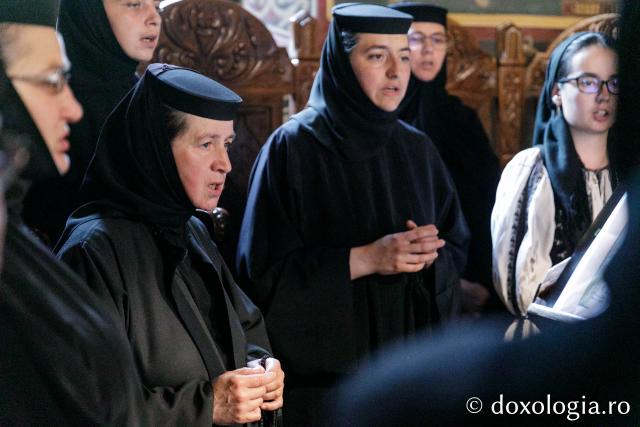  Priveghere la Mănăstirea Râmeț în cinstea Sfântului Cuvios Dometie