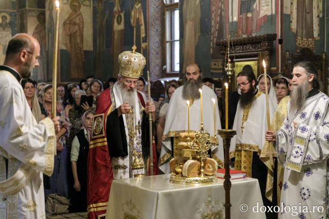  Priveghere la Mănăstirea Râmeț în cinstea Sfântului Cuvios Dometie