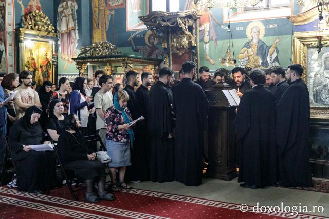 Prăznuirea Sfintei Mari Mucenițe Marina la Biserica „Sfântul Sava” din Iași / Foto: pr. Silviu Cluci Prăznuirea Sfintei Mari Mucenițe Marina la Biserica „Sfântul Sava” din Iași