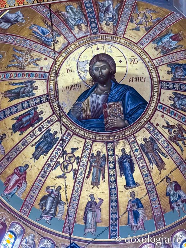 La pas prin centrul Tesalonicului