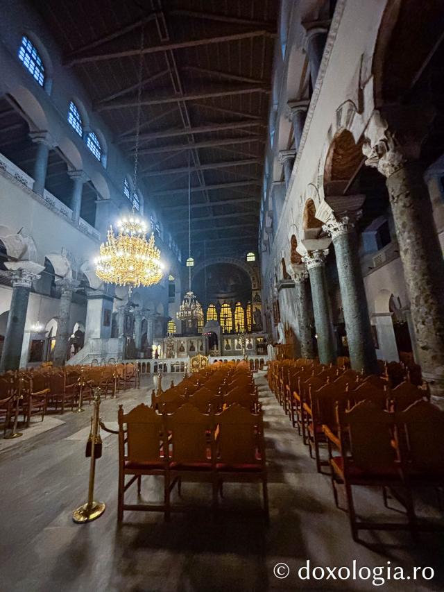 La pas prin centrul Tesalonicului
