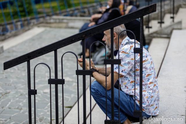 Priveghere la praznicul Schimbării la Față, la Mănăstirea Sihăstria