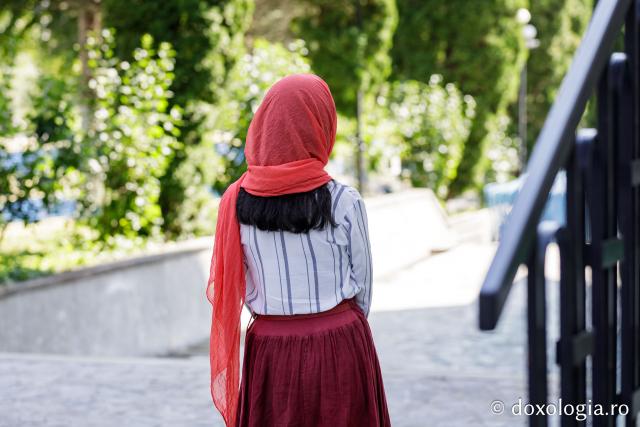 Zile de bucurie la Mănăstirea Sihăstria – chipuri în rugăciune la Sărbătoarea Schimbării la Față / Foto: Oana Nechifor Zile de bucurie la Mănăstirea Sihăstria – chipuri în rugăciune la Sărbătoarea Schimbării la Față