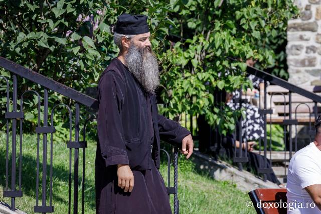 Zile de bucurie la Mănăstirea Sihăstria – chipuri în rugăciune la Sărbătoarea Schimbării la Față / Foto: Oana Nechifor Zile de bucurie la Mănăstirea Sihăstria – chipuri în rugăciune la Sărbătoarea Schimbării la Față