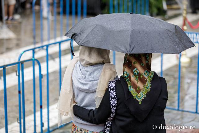Priveghere în cinstea Sfintei Cuvioase Teodora la Mănăstirea Sihăstria