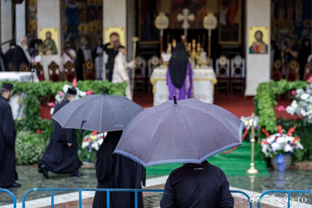 Priveghere în cinstea Sfintei Cuvioase Teodora la Mănăstirea Sihăstria
