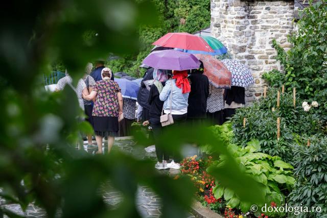 Priveghere în cinstea Sfintei Cuvioase Teodora la Mănăstirea Sihăstria