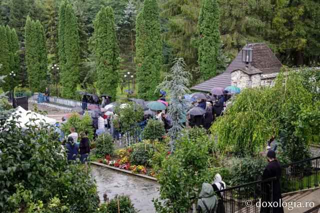 Priveghere în cinstea Sfintei Cuvioase Teodora la Mănăstirea Sihăstria