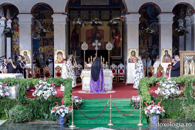 Priveghere în cinstea Sfintei Cuvioase Teodora la Mănăstirea Sihăstria