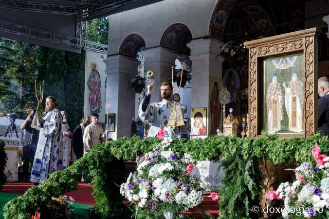 Priveghere în cinstea Sfintei Cuvioase Teodora la Mănăstirea Sihăstria