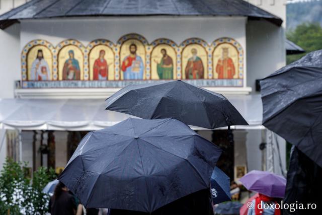 Priveghere în cinstea Sfintei Cuvioase Teodora la Mănăstirea Sihăstria