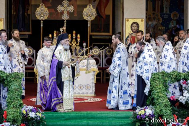 Priveghere în cinstea Sfintei Cuvioase Teodora la Mănăstirea Sihăstria
