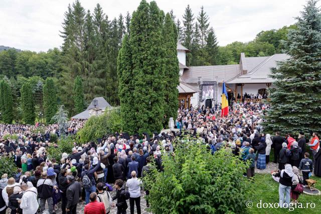 Sfânta Liturghie cu ocazia proclamării locale a canonizării Sfinților Cuvioși Paisie și Cleopa