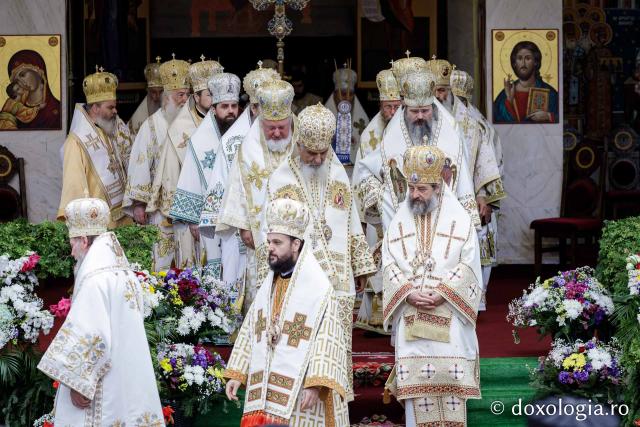 Sfânta Liturghie cu ocazia proclamării locale a canonizării Sfinților Cuvioși Paisie și Cleopa