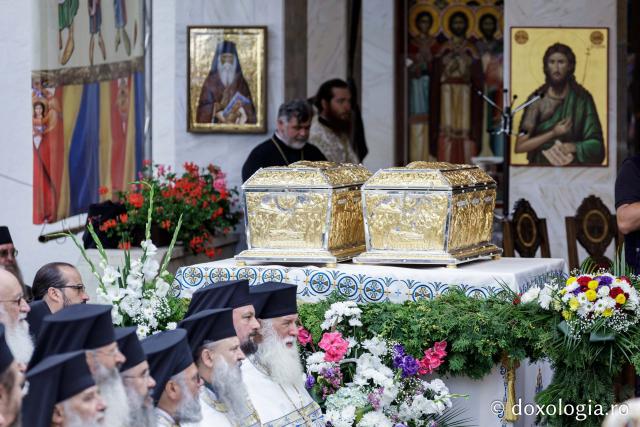 Sfânta Liturghie cu ocazia proclamării locale a canonizării Sfinților Cuvioși Paisie și Cleopa
