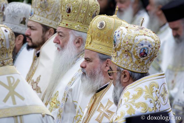 Sfânta Liturghie cu ocazia proclamării locale a canonizării Sfinților Cuvioși Paisie și Cleopa