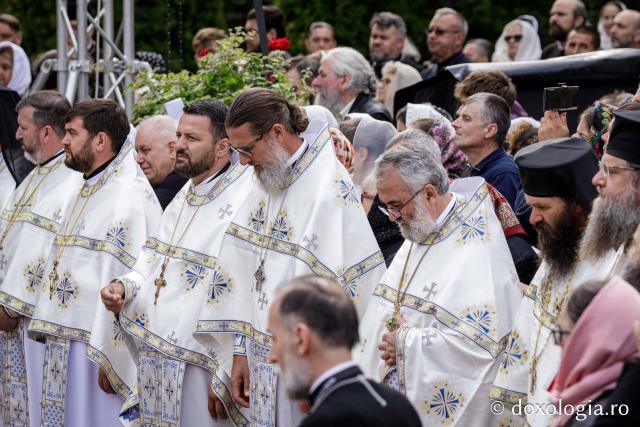 Sfânta Liturghie cu ocazia proclamării locale a canonizării Sfinților Cuvioși Paisie și Cleopa