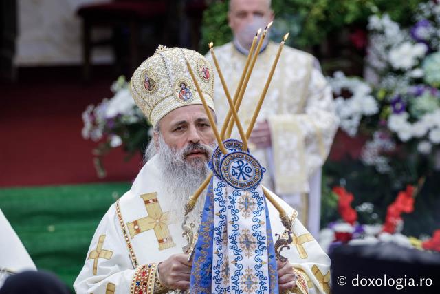 Sfânta Liturghie cu ocazia proclamării locale a canonizării Sfinților Cuvioși Paisie și Cleopa