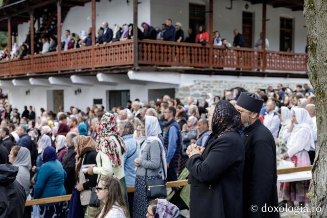 Sfânta Liturghie cu ocazia proclamării locale a canonizării Sfinților Cuvioși Paisie și Cleopa