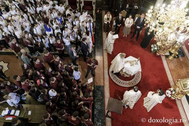 (Foto) Festivitatea de deschidere celei de-a V-a ediții a Întâlnirii Tinerilor Ortodocși din Moldova