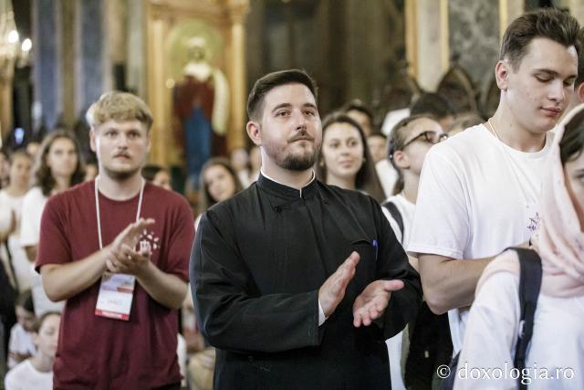 (Foto) Festivitatea de deschidere celei de-a V-a ediții a Întâlnirii Tinerilor Ortodocși din Moldova