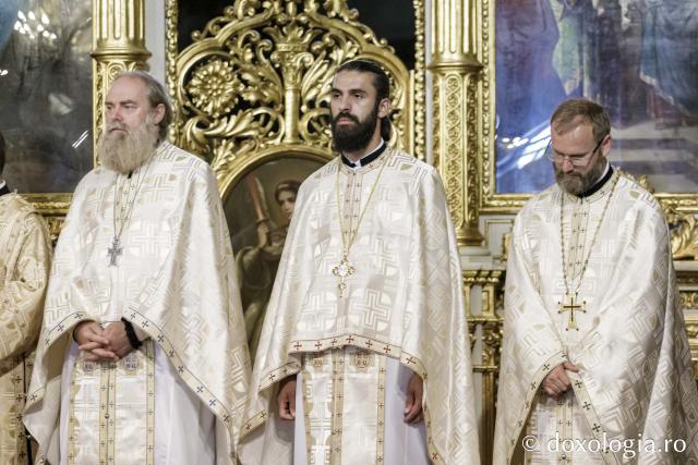 (Foto) Tinerii ortodocși, uniți în rugăciune la finalul celei de-a cincea ediții ITO Moldova