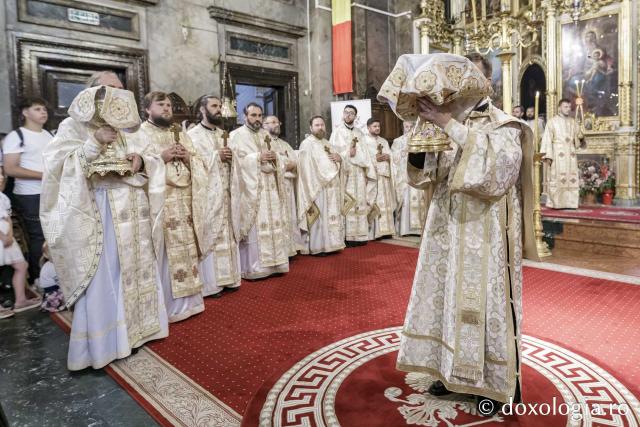 (Foto) Tinerii ortodocși, uniți în rugăciune la finalul celei de-a cincea ediții ITO Moldova