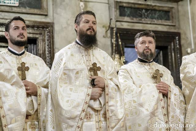 (Foto) Tinerii ortodocși, uniți în rugăciune la finalul celei de-a cincea ediții ITO Moldova