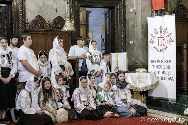 (Foto) Tinerii ortodocși, uniți în rugăciune la finalul celei de-a cincea ediții ITO Moldova