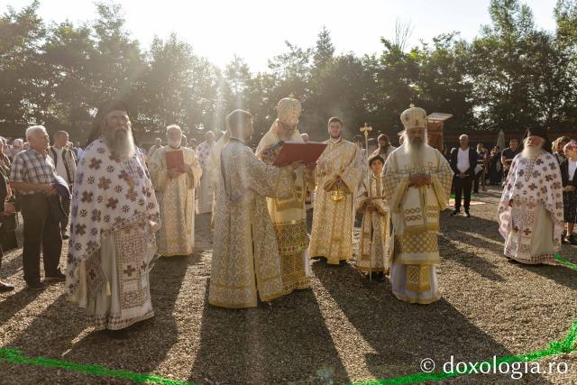 Sărbătoarea Schimbării la Față a Domnului – hram la Mănăstirea Sihla