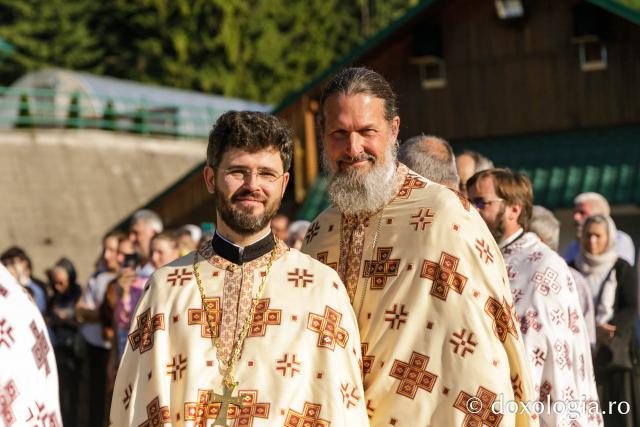 Sărbătoarea Schimbării la Față a Domnului – hram la Mănăstirea Sihla