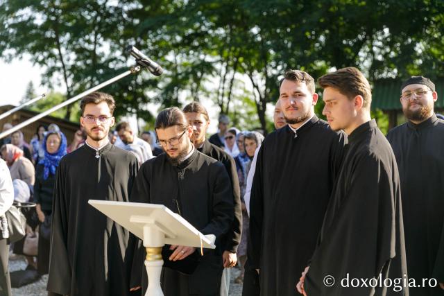 Sărbătoarea Schimbării la Față a Domnului – hram la Mănăstirea Sihla