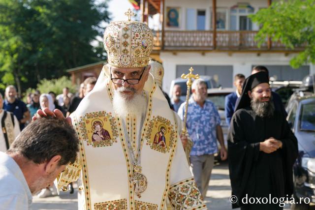 Sărbătoarea Schimbării la Față a Domnului – hram la Mănăstirea Sihla