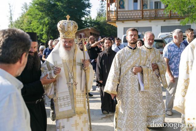 Sărbătoarea Schimbării la Față a Domnului – hram la Mănăstirea Sihla