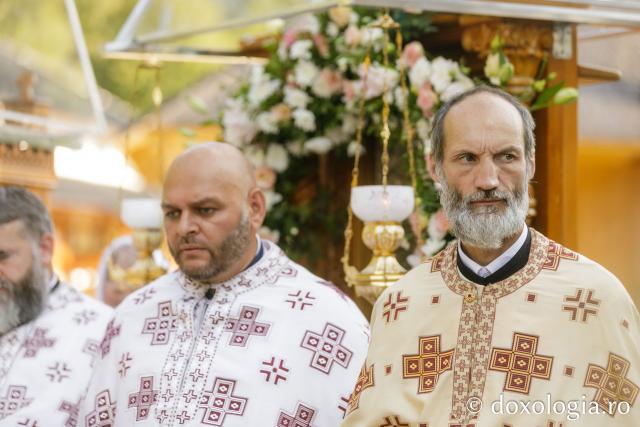 Sărbătoarea Schimbării la Față a Domnului – hram la Mănăstirea Sihla