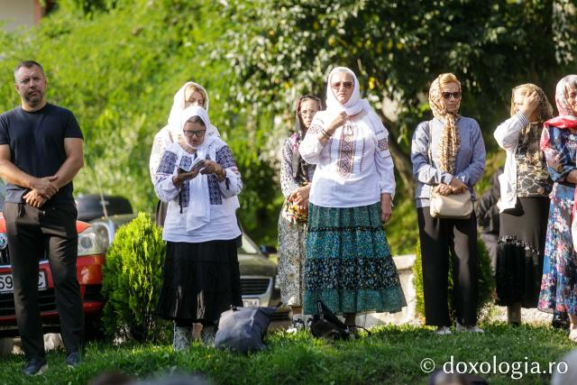 Sărbătoarea Schimbării la Față a Domnului – hram la Mănăstirea Sihla