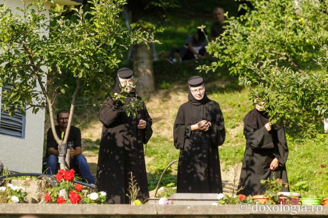 Sărbătoarea Schimbării la Față a Domnului – hram la Mănăstirea Sihla