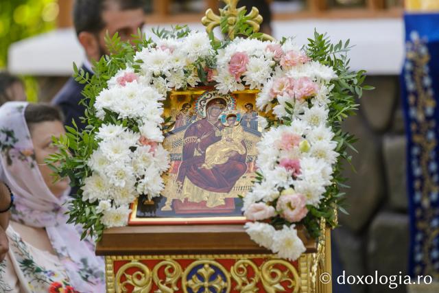 Sărbătoarea Schimbării la Față a Domnului – hram la Mănăstirea Sihla