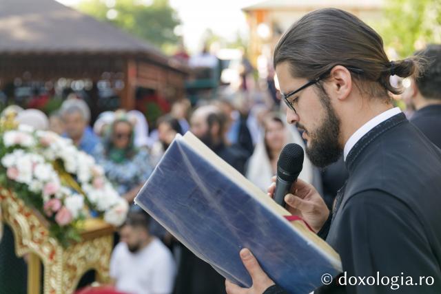 Sărbătoarea Schimbării la Față a Domnului – hram la Mănăstirea Sihla